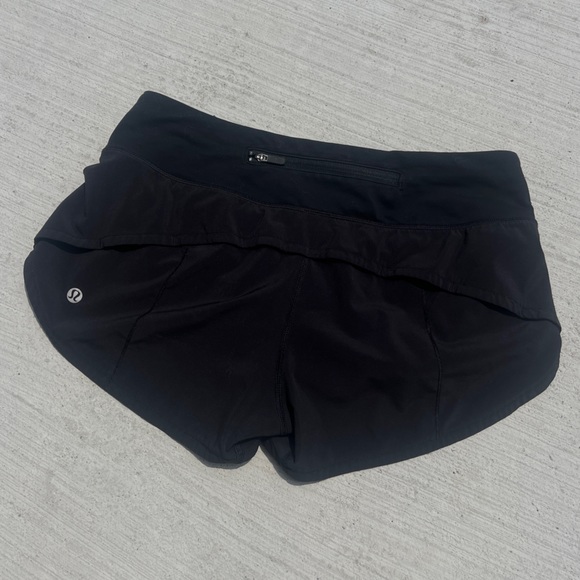 Lululemon Speed Up Shorts 2.5” - Picture 1 of 2
